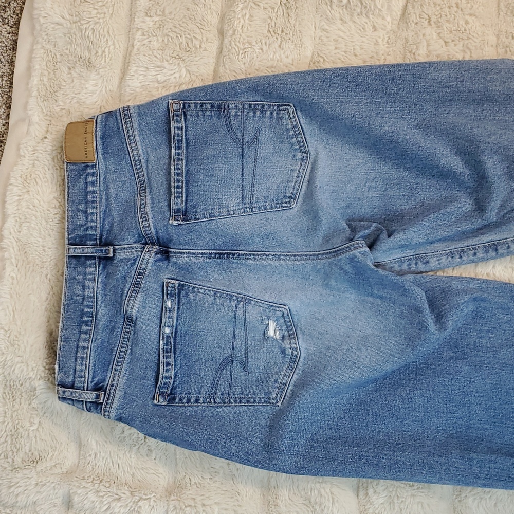 American Eagle Highest Rise 90s Boyfriend 6 Long Distressed - Picture 8 of 12